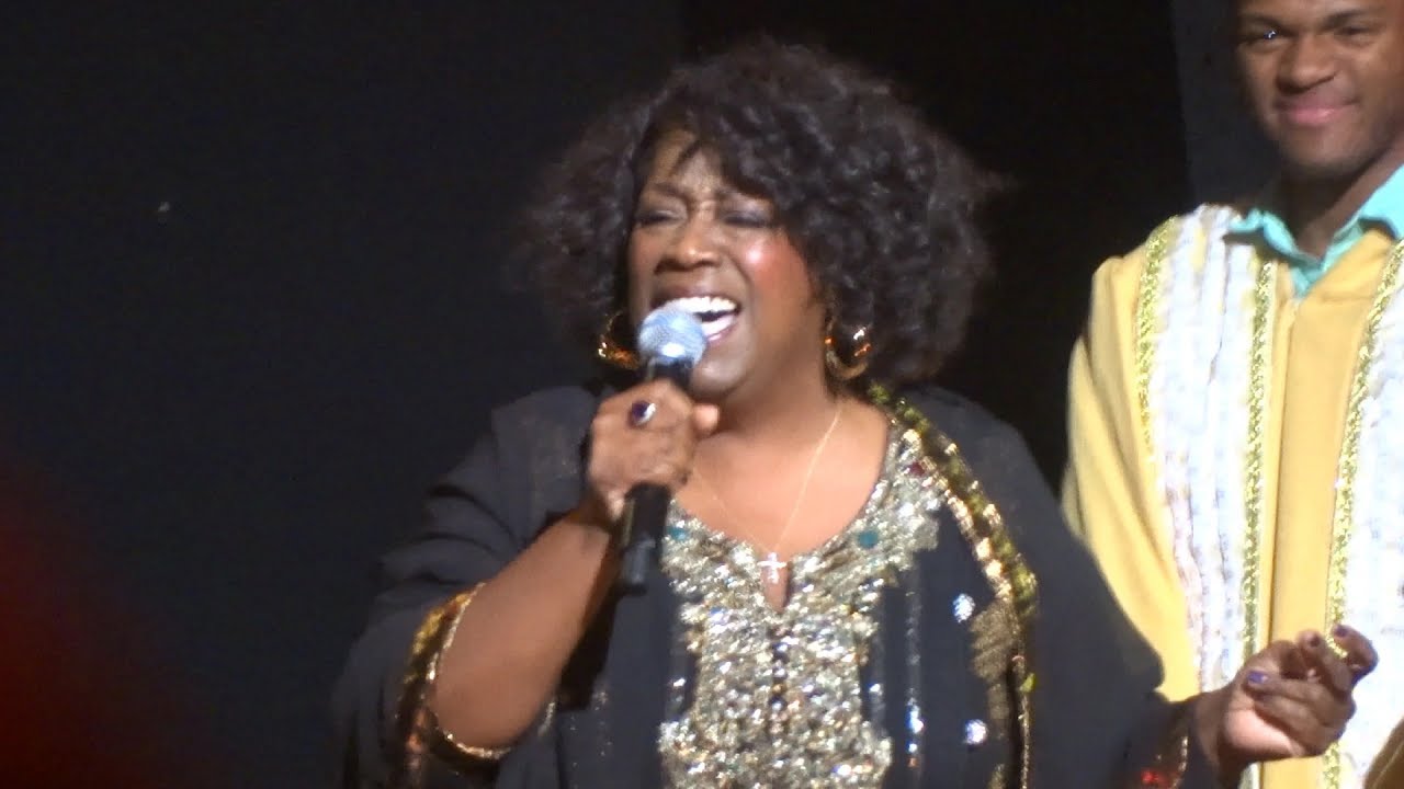 The Circle Of Life Live Performance By Carmen Twillie From The Lion King D23 Expo 17 Youtube