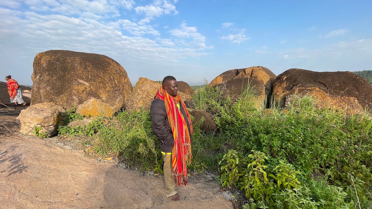 Ekkubo Lyamazima - Sseviiri Manyiganjegere Omutabaazi Wensi