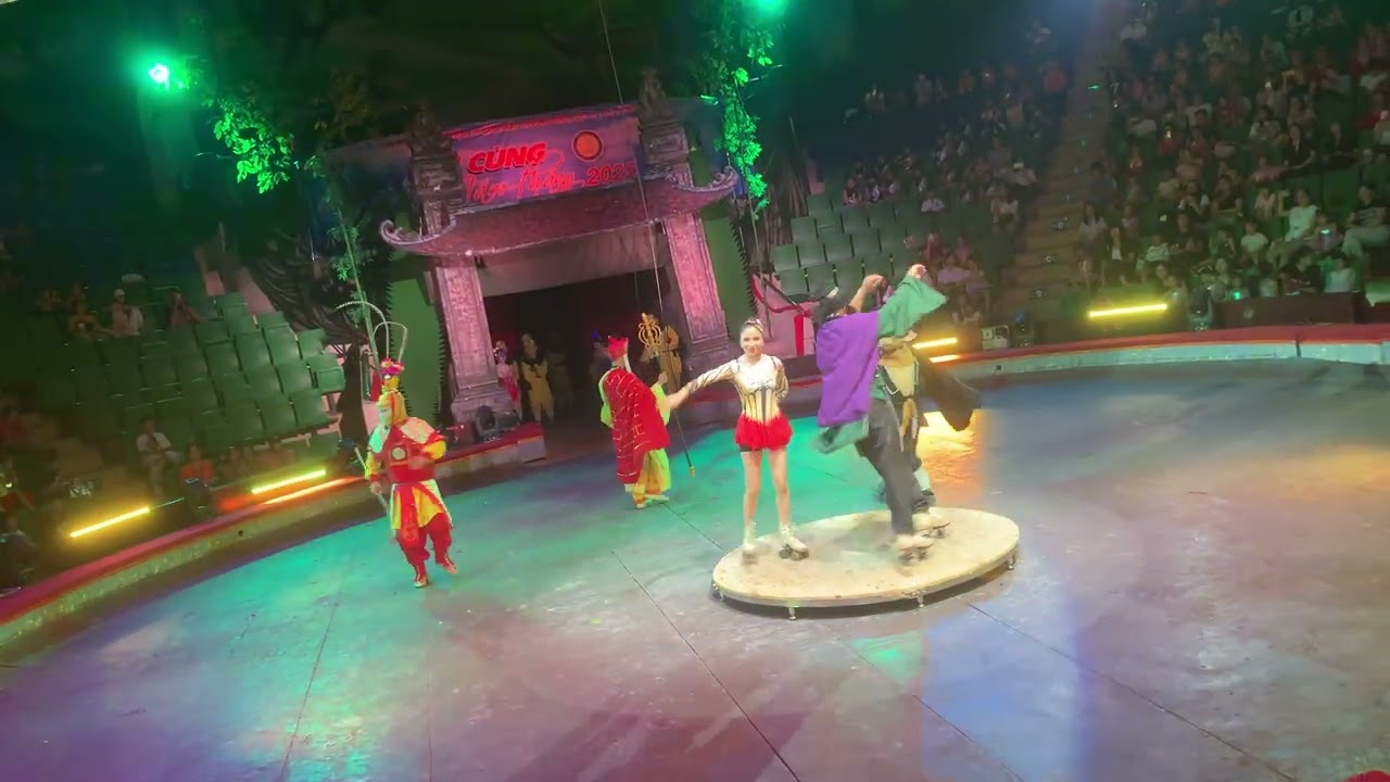 Xiếc  - BD: Nghệ sỹ Rạp xiếc TW