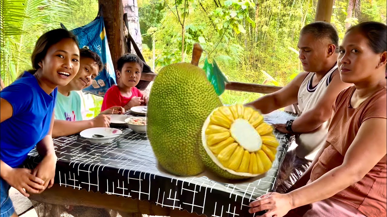 COOKING GINATAANG LANGKA IN OUR FARM WITH MY FAMILY! Jackfruit in coconut milk