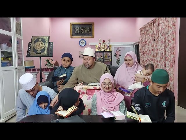 MASHA ALLAH Full House || Surah Al Baqarah 110 -112 Maqam Soba & Hijaz || Azraie Family Malaysia class=