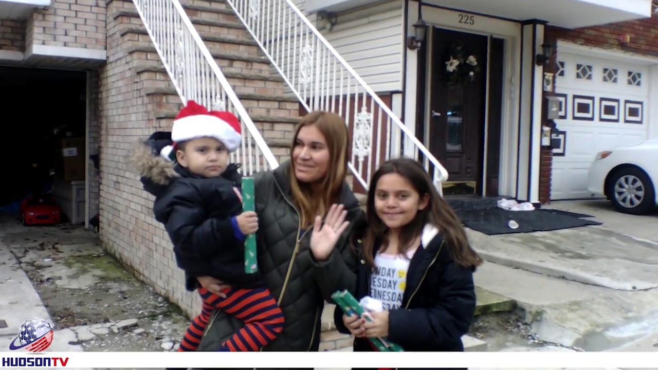 Santa Visits Guttenberg for the Town's Annual Santa Parade YouTube