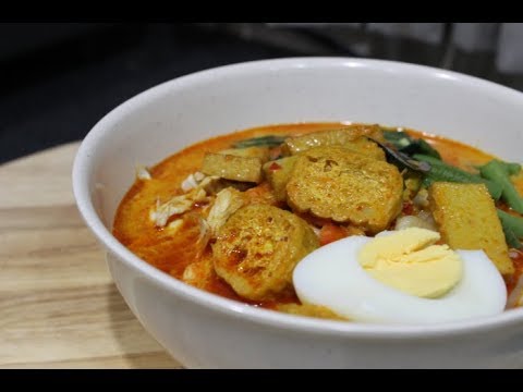 Curry Mee (Laksa). 