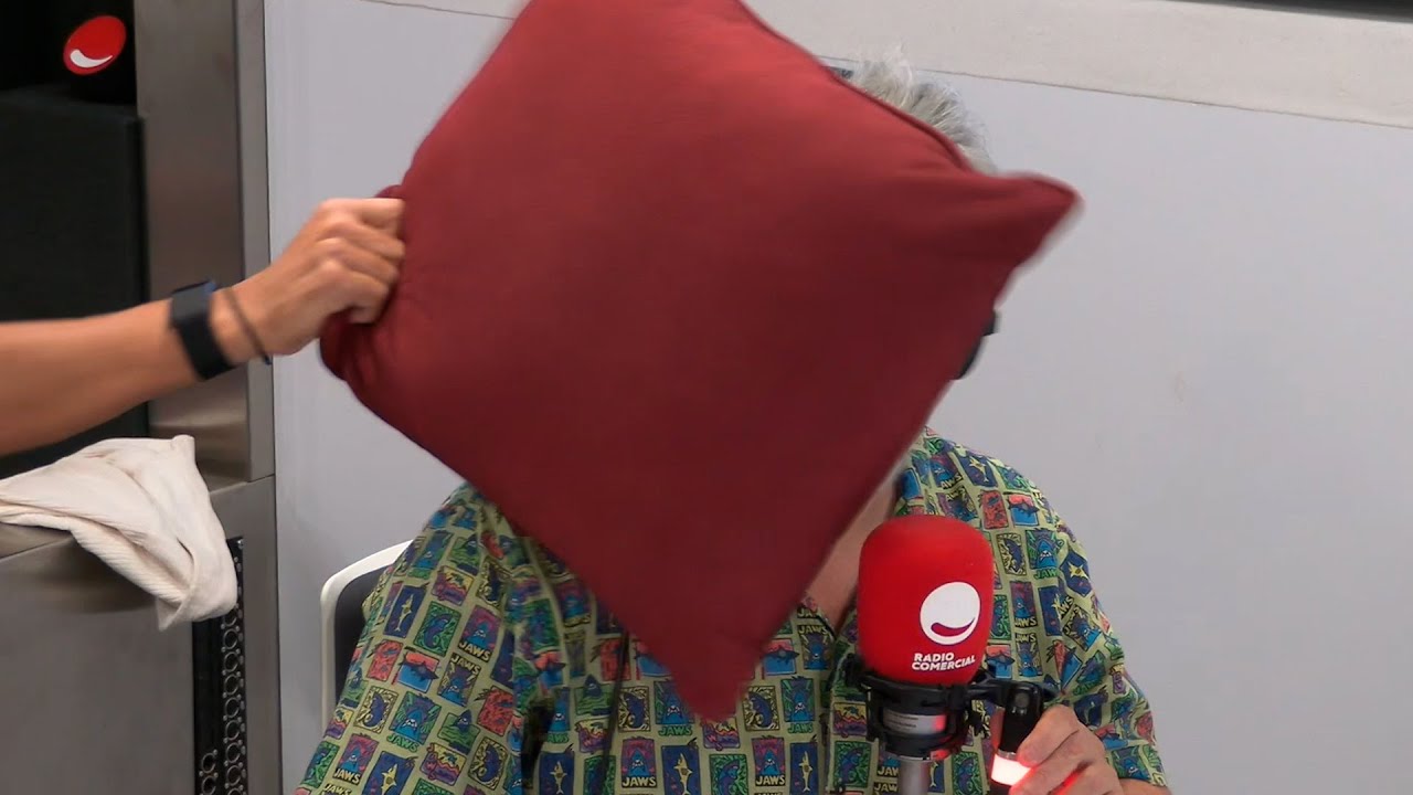 Rádio Comercial | Questionar o Google enquanto um recorde sai pelo rabo - O Homem Que Mordeu o Cão