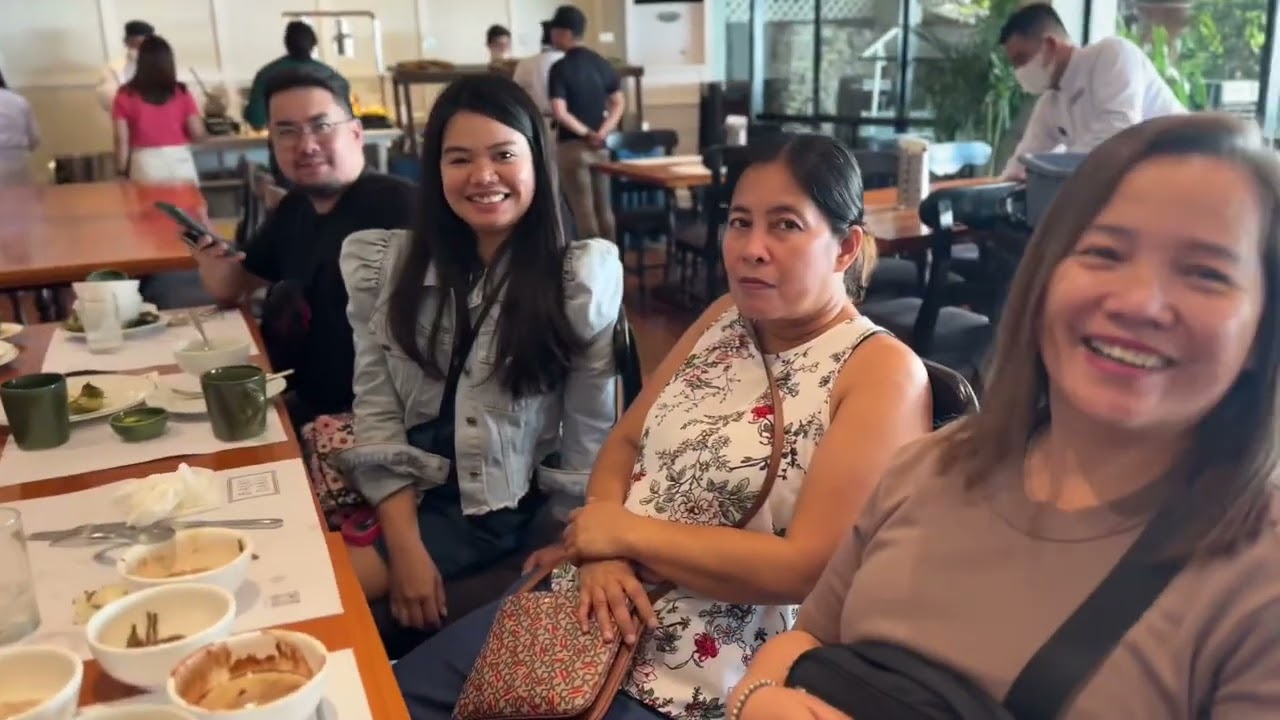 Balay dako. Breakfast buffet! Soo good