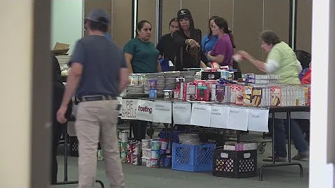 Hundreds receive free Thanksgiving meals through Some Other Place distribution