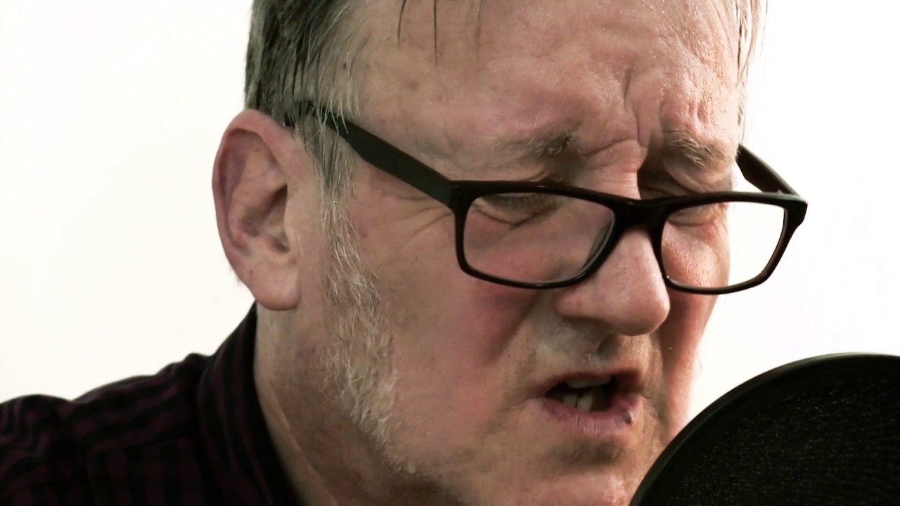 Смотреть «Stuart Moxham - Shark Attacks (Froggy's Session)» на YouTube