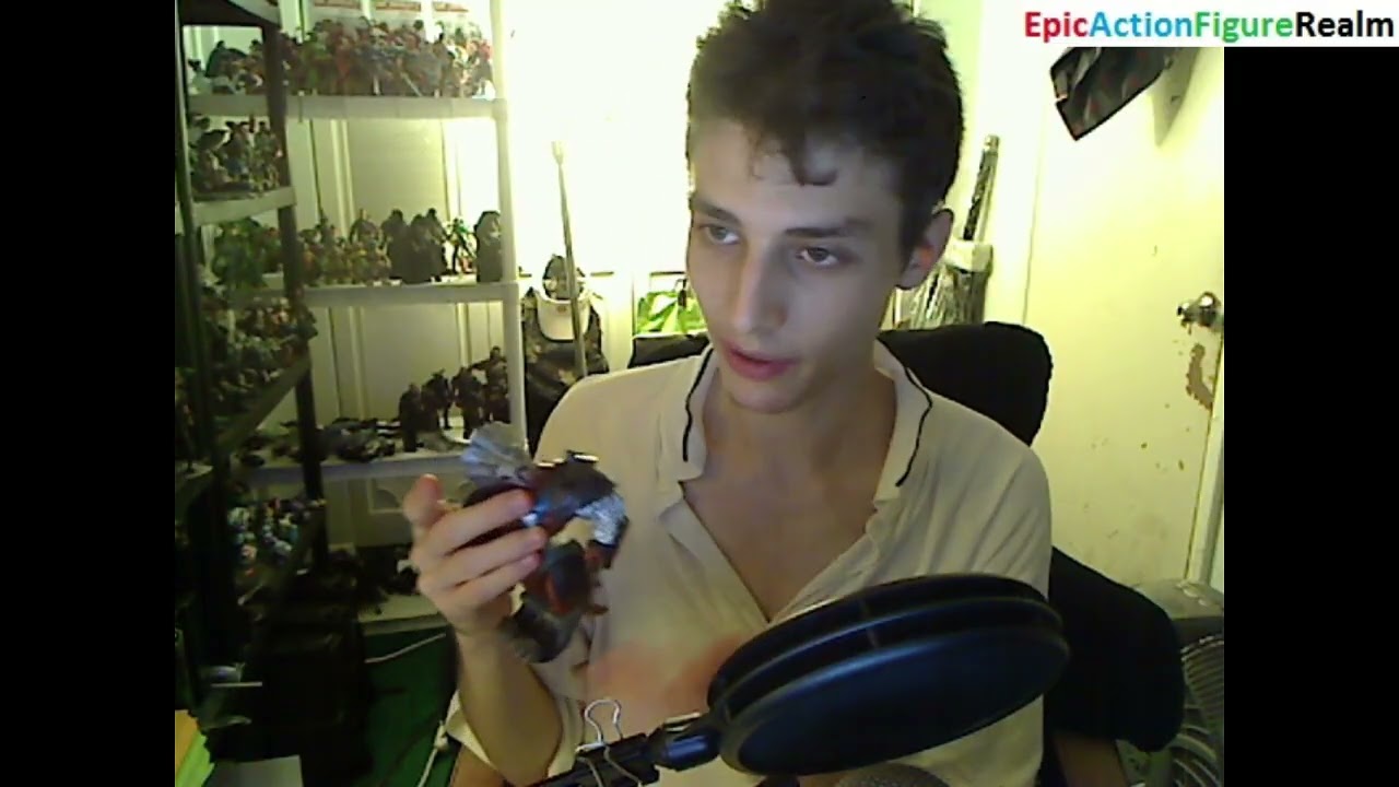 Unboxing The Teenage Mutant Ninja Turtles Traximus Action Figure