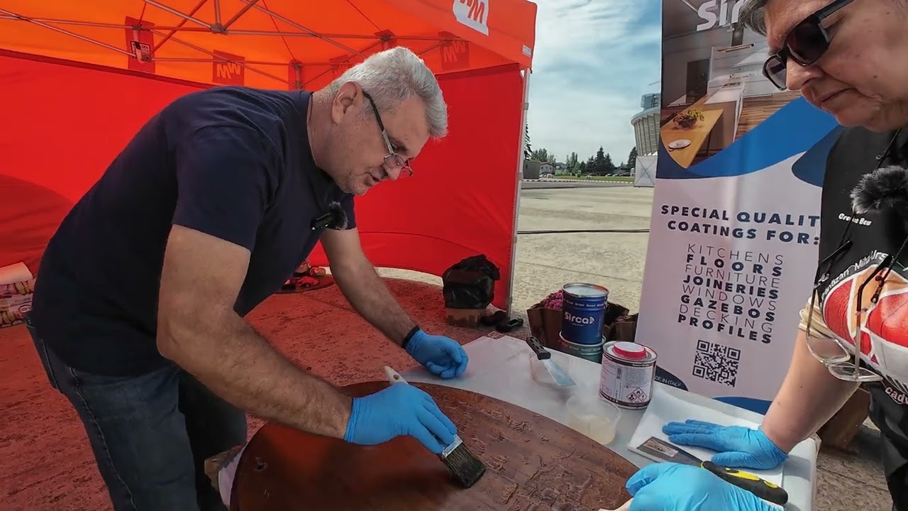 Refacerea unei mese vechi de cafea cu produse naturale de finisare - ep.1 Decaparea
