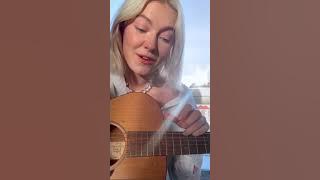 Astrid S - Leave it Beautiful (Live Acoustic Version)