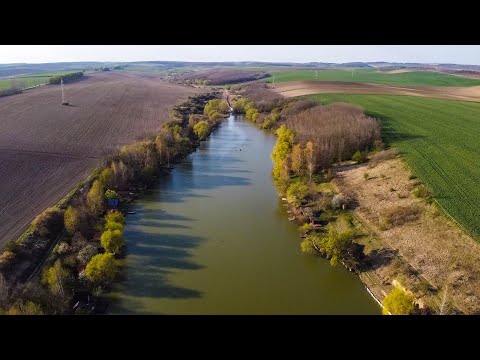 Videó: Halastó Eszköz Az Országban