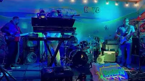 Rootz EQ band at Blvd Bistro 11/26/21