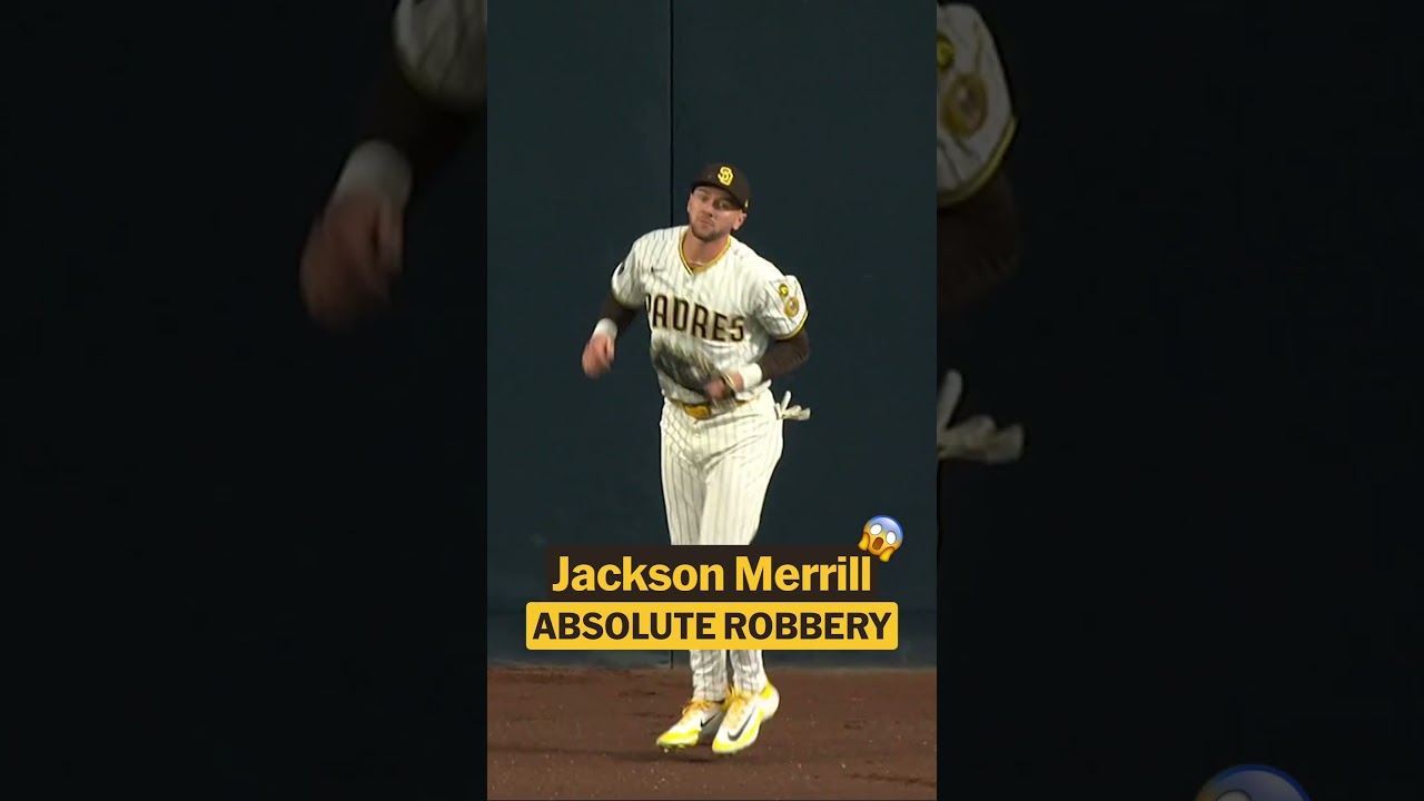 Jackson Merrill goes up and gets it!