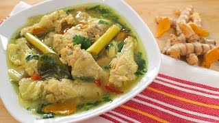 Turmeric Chicken Soup Recipe ไก่ต้มขมิ้น - Hot Thai Kitchen!