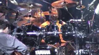 Carter Beauford Drum Solo - Dave Matthews Band (Two Step) chords