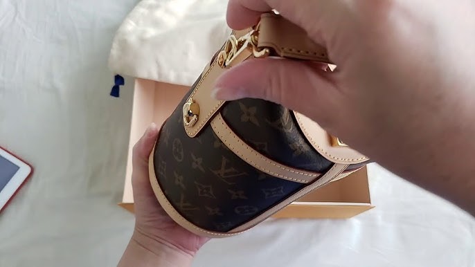 Louis Vuitton Duffle Bag Review, WIMB, & Mod Shots! 