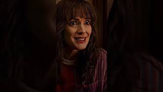 Hopper e Joyce byers sempre farmando aura