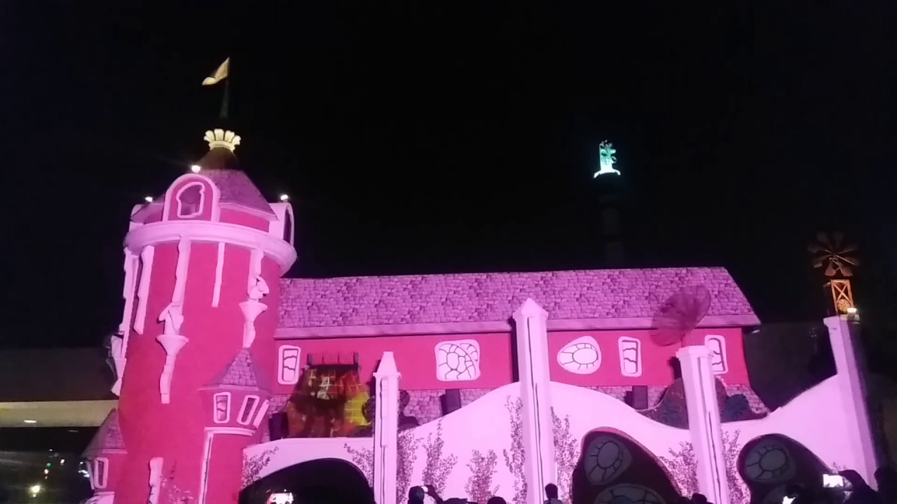 Castelo Ra Tim bum projeção