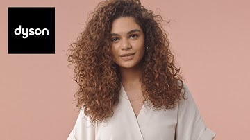 Dyson Supersonic r™ Tutorial: How to create defined curls