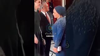 انتصار و آية السيسي بدون العلكة والعقد  في حفل زفاف الأمير الحسين و السعودية رجوة آل سيف، ماوالقصة؟
