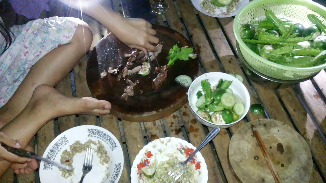 Dinner Time Dinner Idea Grilled Beef Eaten With Vegetables YouTube