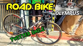 ROAD BIKE | TWITTER SMILE | OLYMPUS 
