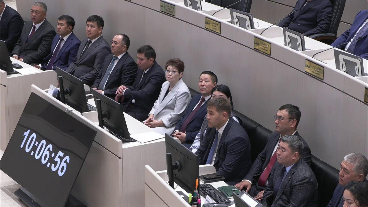 Еркек әйелдің көзінше басқа әйелді сиқырлайды