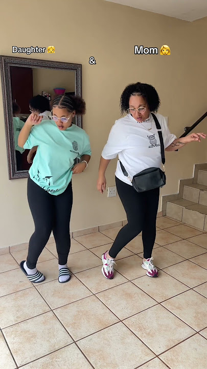 mom and daughter at it again .. tobetsa 3.0 amapiano dance🖤#amapianovibessa #amapiano #amapianodance