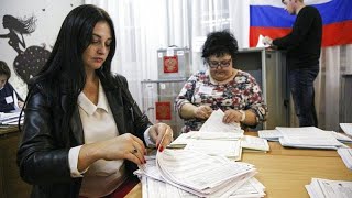 Le parti de Vladimir Poutine arrive en tête des législatives