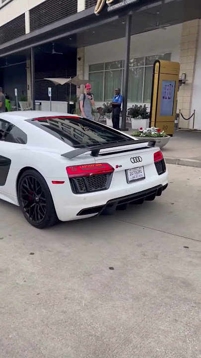 Amazing V10 Audi R8 Exhaust