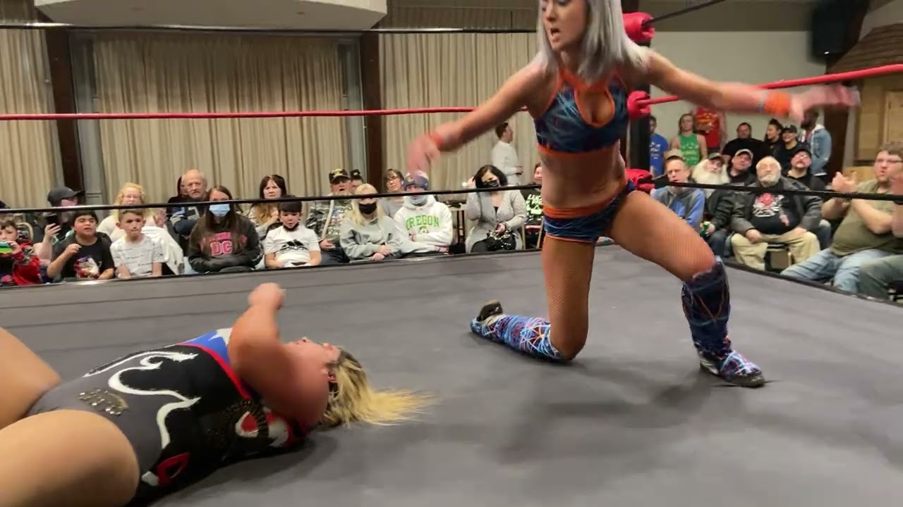 Davienne vs Ray Lyn -Lucky Pro Wrestling March 5th, 2022 in Hudson, Ma.
