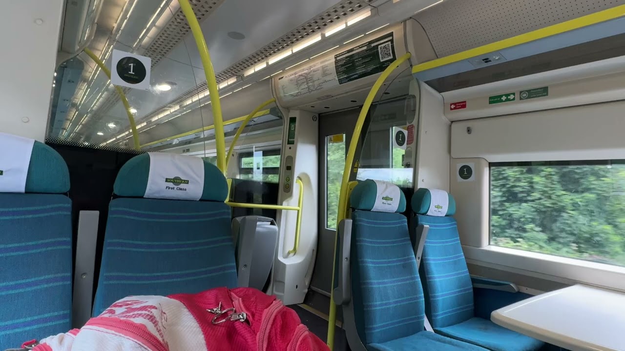 UK 🇬🇧 SOUTHERN train from Brighton To Falmer