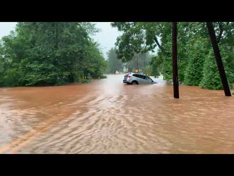 Car trapped in floodwaters caught on camera in Maryland amid severe weather | FOX 5 DC