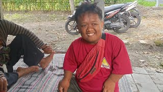 Download Lagu Pertama kali Mulyono ke warung bandara MP3