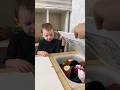 Сенсорная коробка «Весна». #игрыдлядетей #развитиеребёнка #развивающиезанятия #дети #baby #shorts