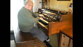Mike Reed plays "Misty" on the Hammond Organ chords