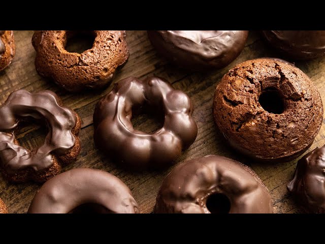 簡単バレンタインチョコ！クリスピードーナツ風ガトーショコラ Crispy Baked Donuts Chocolate Cake