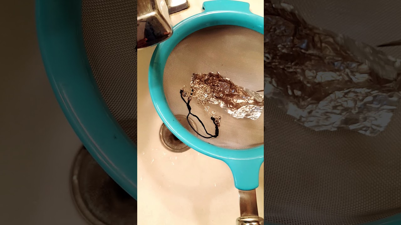 How to quickly remove tarnish from silverplated jewelry