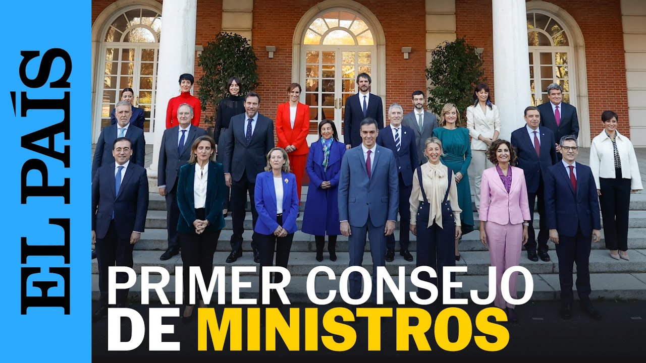 El primer Consejo de Ministros del nuevo Gobierno de Sánchez en la Moncloa | EL PAÍS