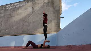 Acroyoga Flow - Intermediate