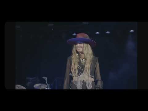 Lainey Wilson 'Country's Cool Again!' Live at Red Rocks 26/9/23