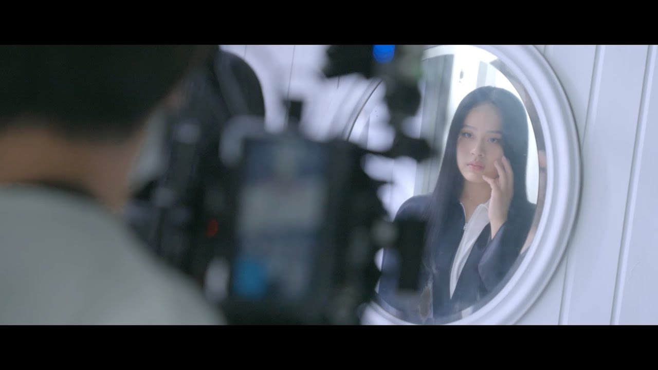清水美依紗】High Five Music Video メイキング映像 - YouTube