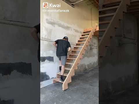 سلم خشبى رائع جدا