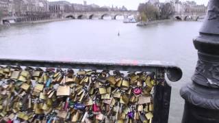 Pont des Arts love locks
