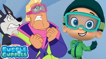 Gil Plays Winter Sports! 🎿 | Bubble Guppies