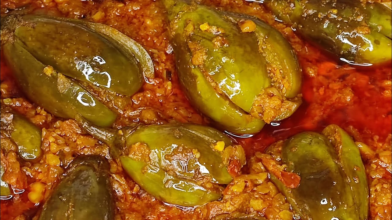 Masaaledaar Bharwa Baingan | Stuffed Baingan Recipe | Stuffed Brinjal Recipe | Eggplant Recipe