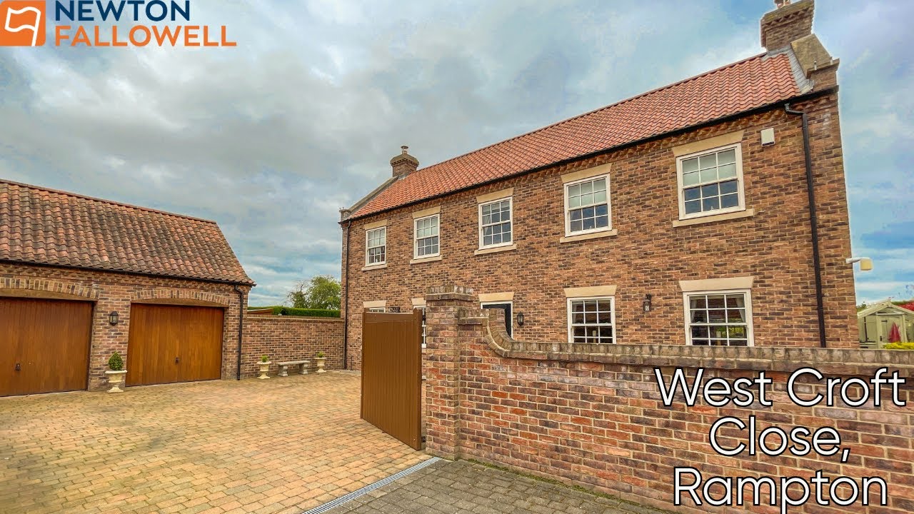 A BEAUTIFUL MODERN PROPERTY IN RAMPTON WITH EXCELLENT SPACE INSIDE ...