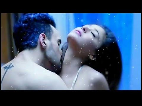 Hot webseries kissing and smooching scene. Amazon prime, Altbalaji, Ullu, kooku, Hotstar app