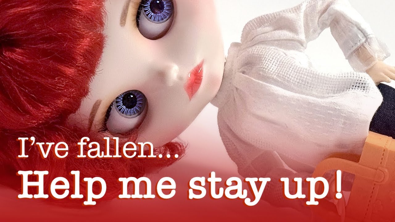 Custom Doll Stand for Blythe DIY