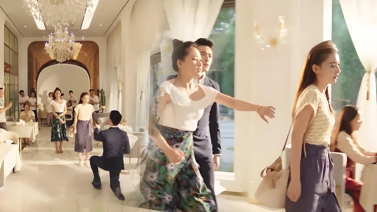 Поймали на измене! Он умоляет о восстановлении брака, но жена холодно уходит!